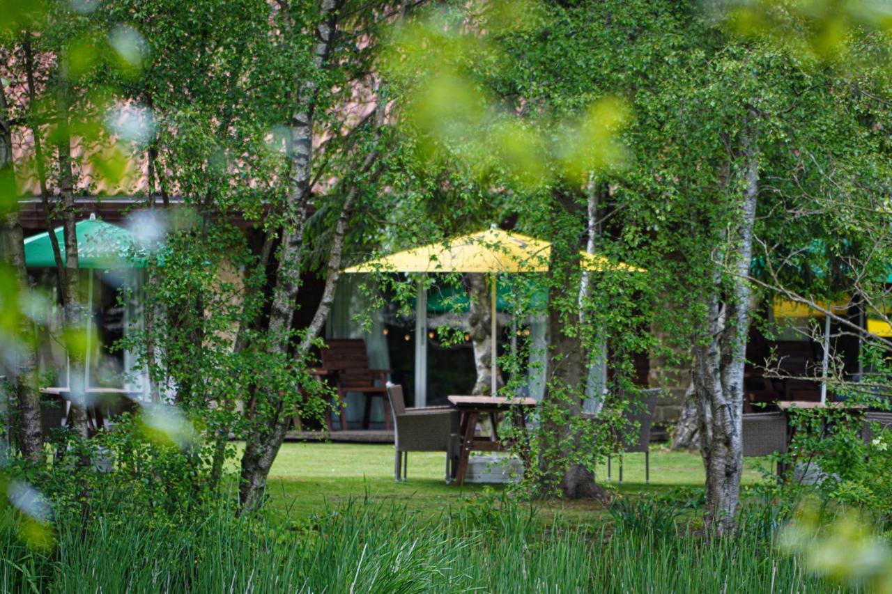 Chevin Country Park & Hotel Otley (West Yorkshire)