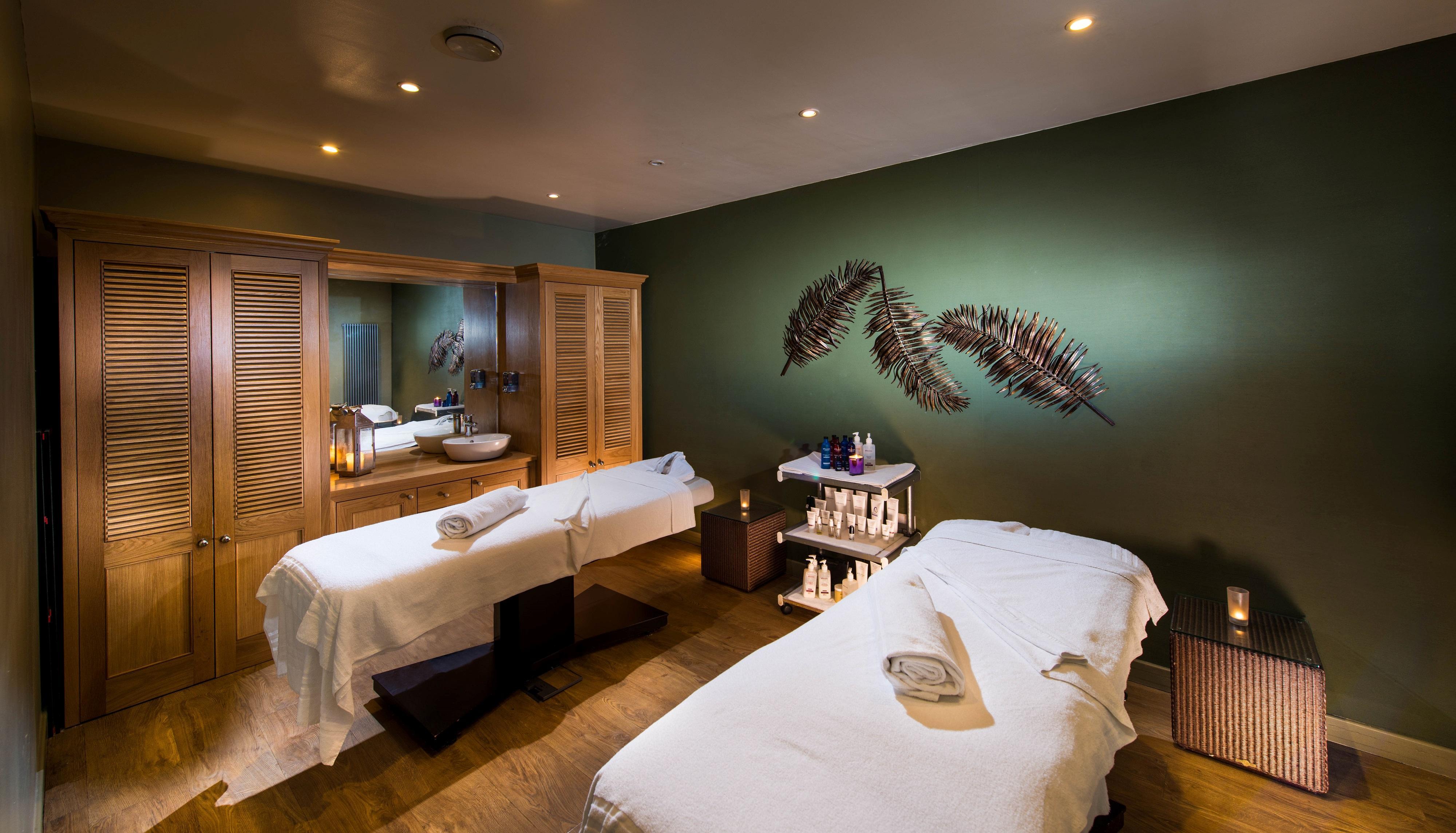 Chevin Country Park & Hotel Otley (West Yorkshire)