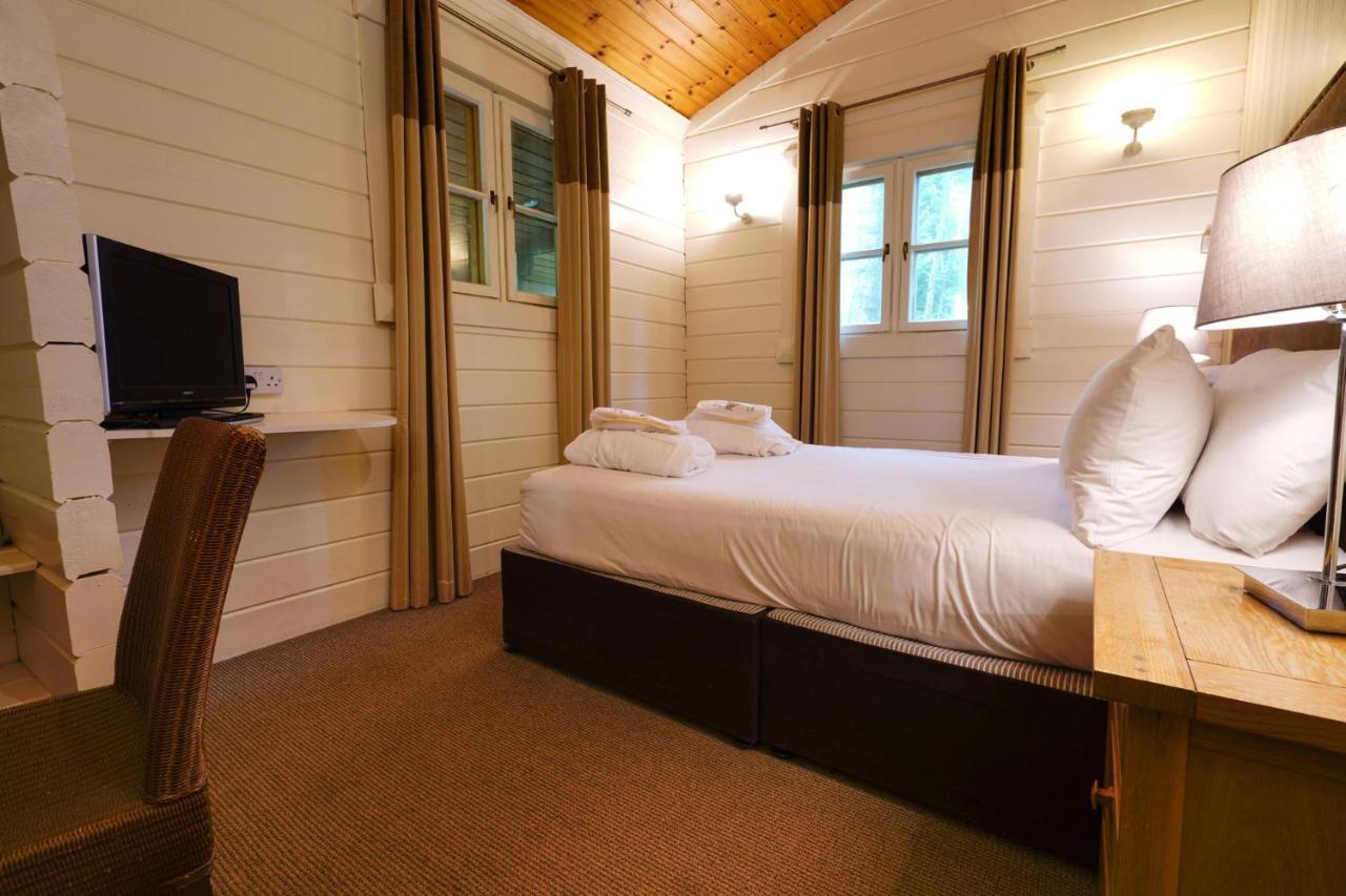 Chevin Country Park & 3*